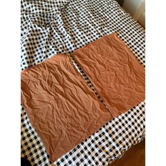 Threshold Target full/queen clay colored pillow cases (2) - Picture 1 of 10